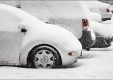 Автомобили мешают уборке снега в Калуге