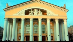 «Старейшие театры России» приедут в Калугу