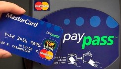 Сбербанк расширил линейку банковских карт с бесконтактными технологиями оплаты покупок MasterCard PayPass и Visa payWave