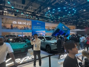 6e635c4d-d570-44af-a300-a0b191660320