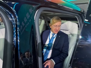 8a866e34-71f6-4a61-9e92-8b1d2f93988e